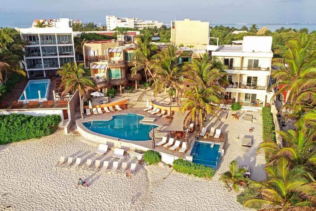 Hotel Playa Media Luna near North Beach